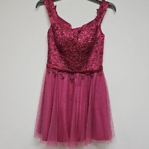 Burgundy Lace & Tulle Dress Lace Up Back Off Shoulder Size 10 New W/out Tag